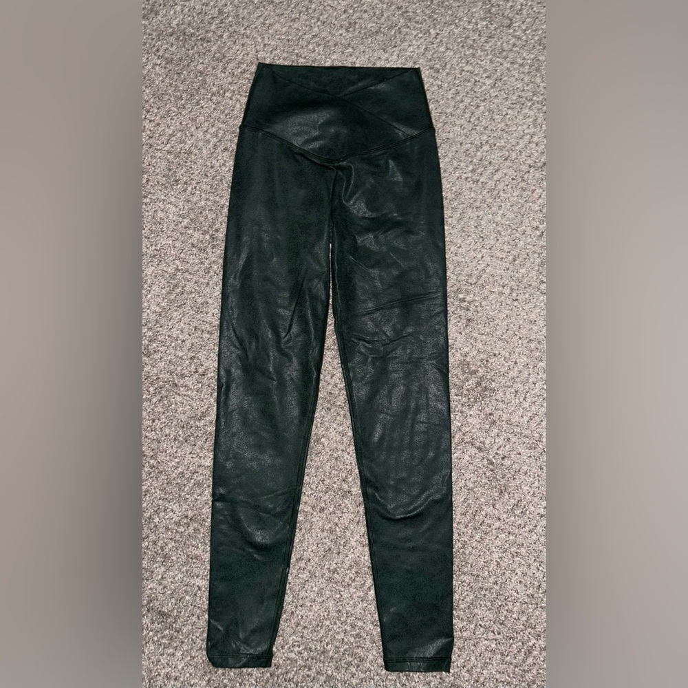 Aerie hugger crossover leggings